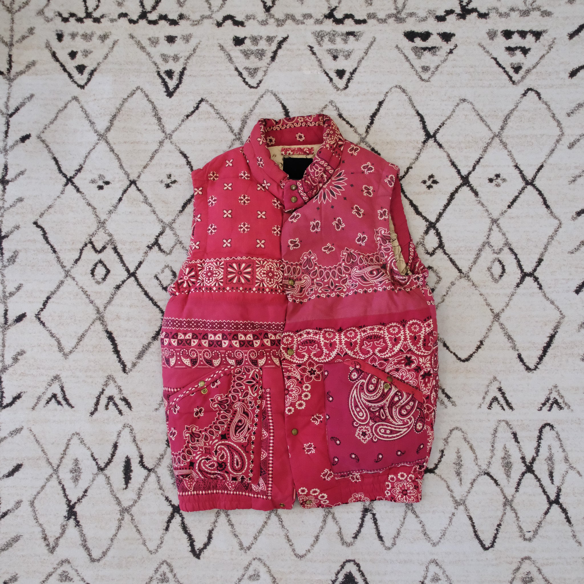 visvim INSULATOR DOWN VEST ペイズリー visvim INSULATOR DOWN VEST ペイズリー